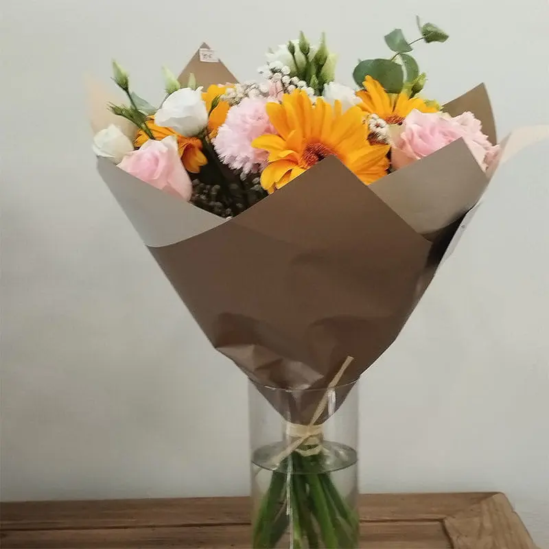 L'Artisan Floral Parisien : bouquet roses et gerberas