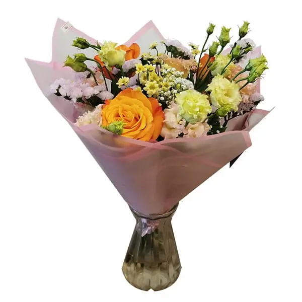 L'Artisan Floral Parisien, Fresnes : bouquet mêlant roses orange, lisianthus crème, œillets, santinis et fleurs de saison